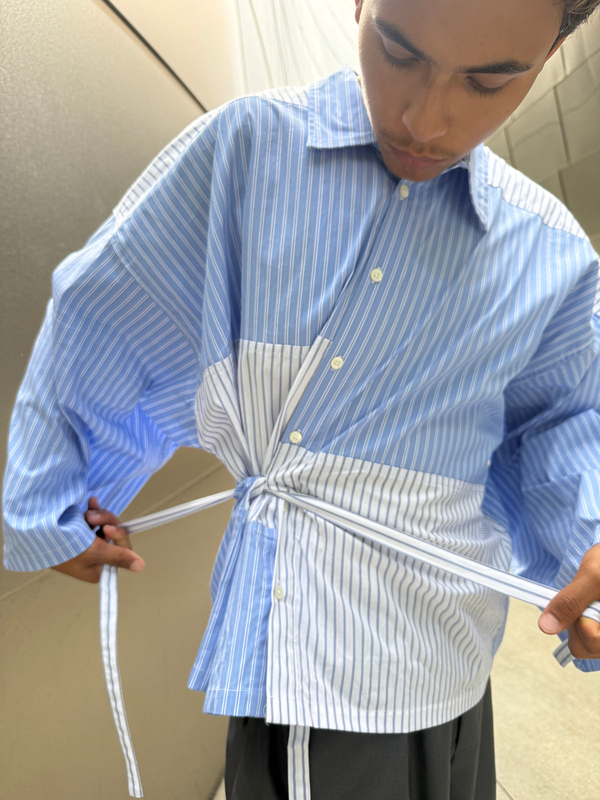 Striped button up tie shirt. Blue