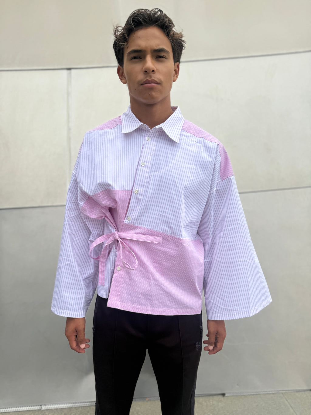 Striped button up tie shirt. PINK